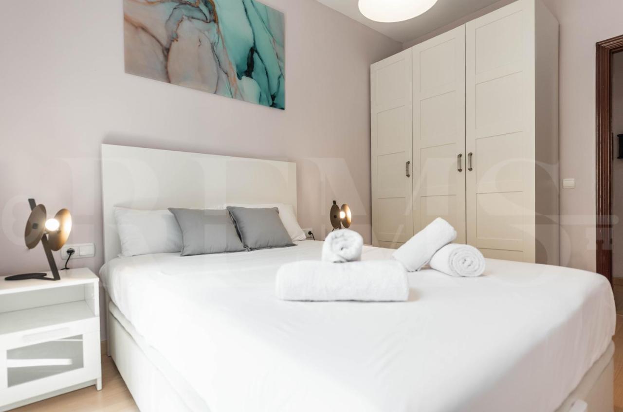 Inviting Apartment In The Heart Of Malaga By Rems Exterior foto