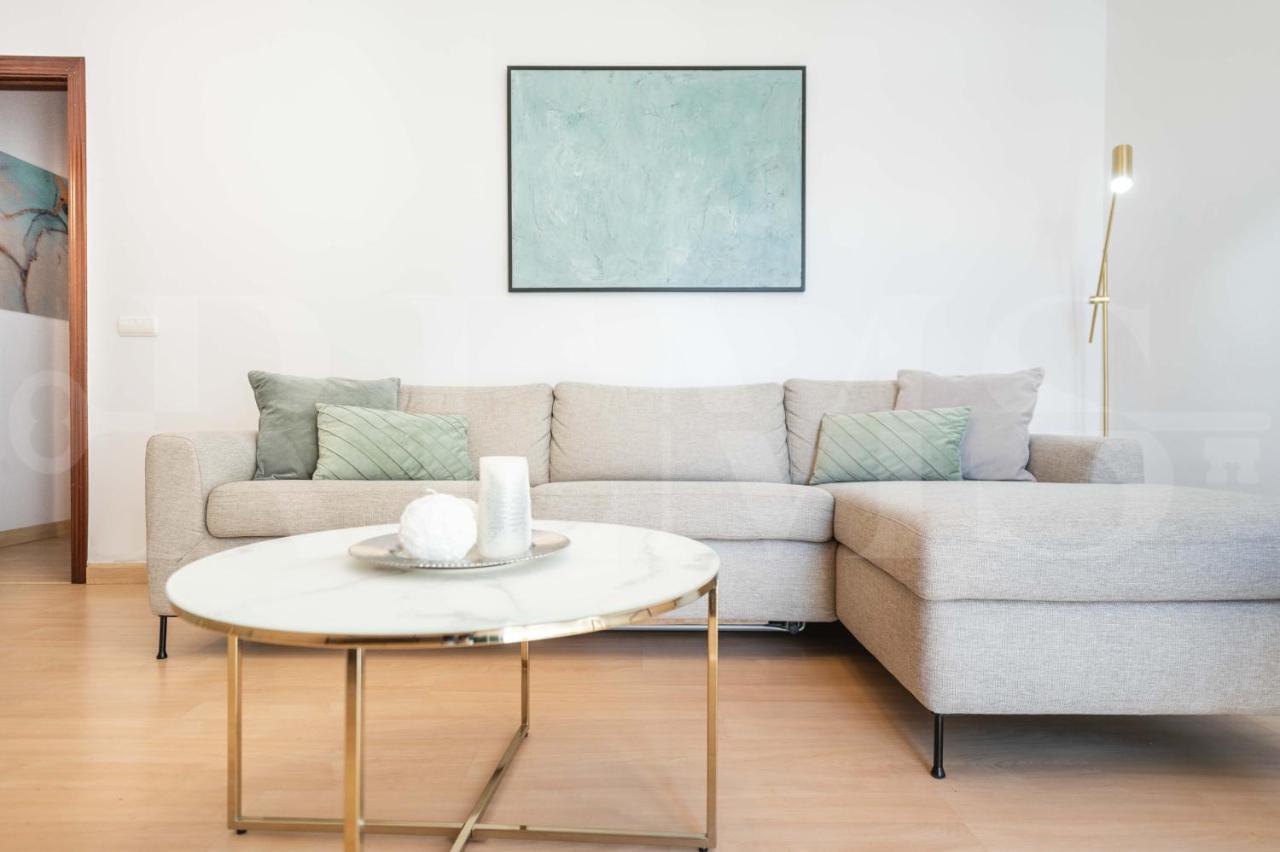 Inviting Apartment In The Heart Of Malaga By Rems Exterior foto